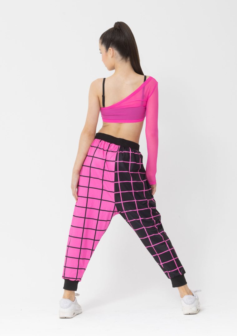 eden single sleeve mesh crop hot pink